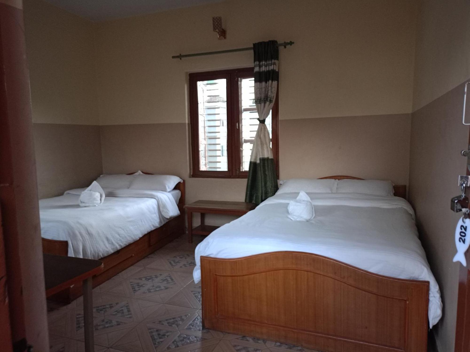 Pokhara Metro Eco Hotel Exteriör bild