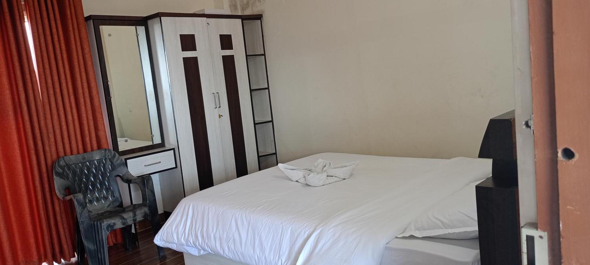 Pokhara Metro Eco Hotel Exteriör bild
